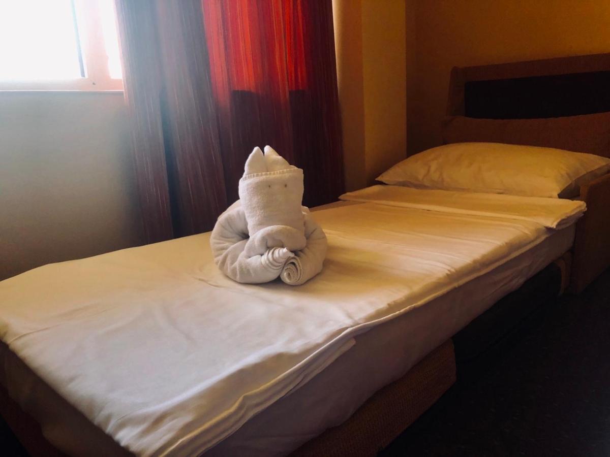 Family Hotel Deja Vu Ravda Eksteriør bilde